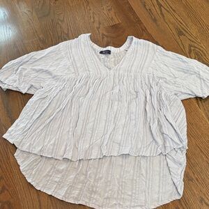 Elegant Women's Light Gray Blouse